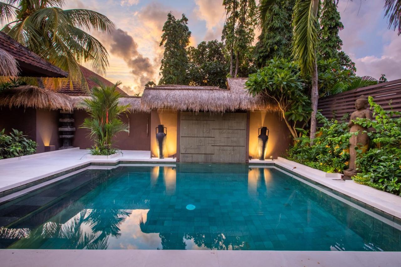 Asrina Villa'S Seminyak エクステリア 写真