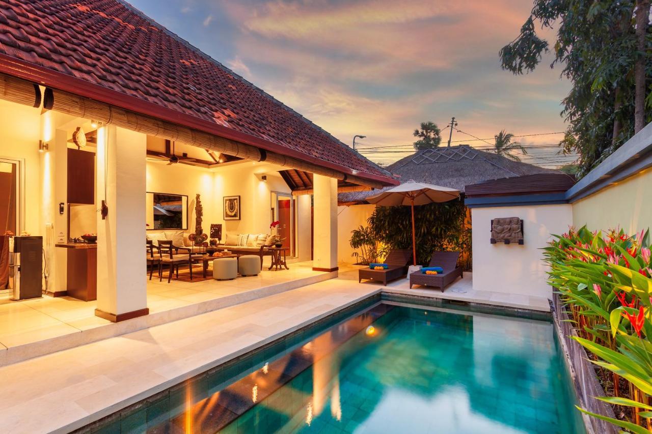 Asrina Villa'S Seminyak エクステリア 写真
