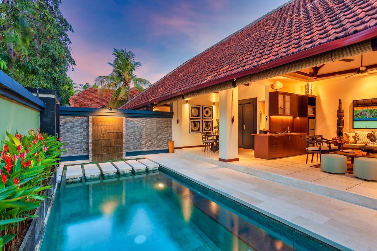 Asrina Villa'S Seminyak エクステリア 写真