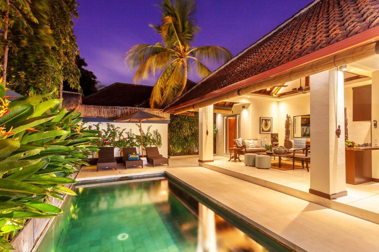 Asrina Villa'S Seminyak エクステリア 写真