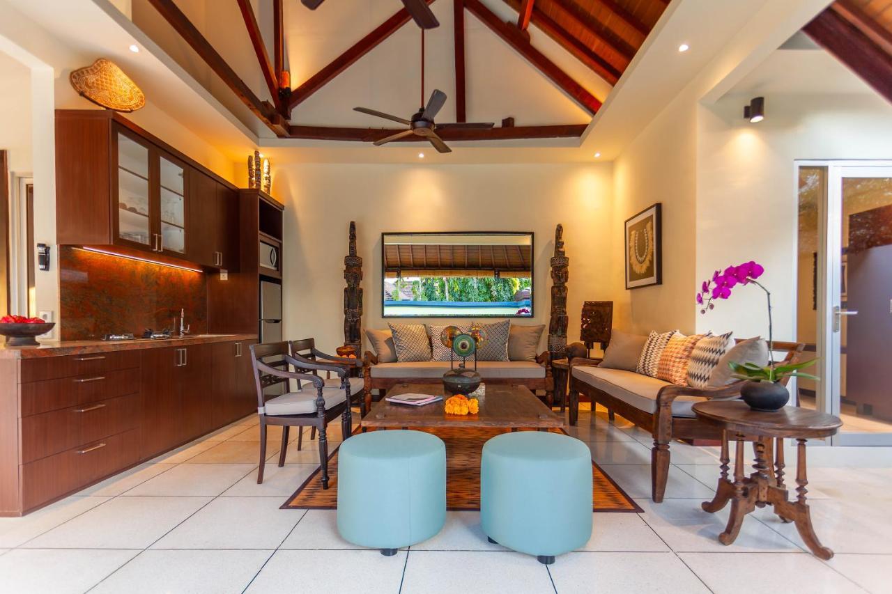 Asrina Villa'S Seminyak エクステリア 写真