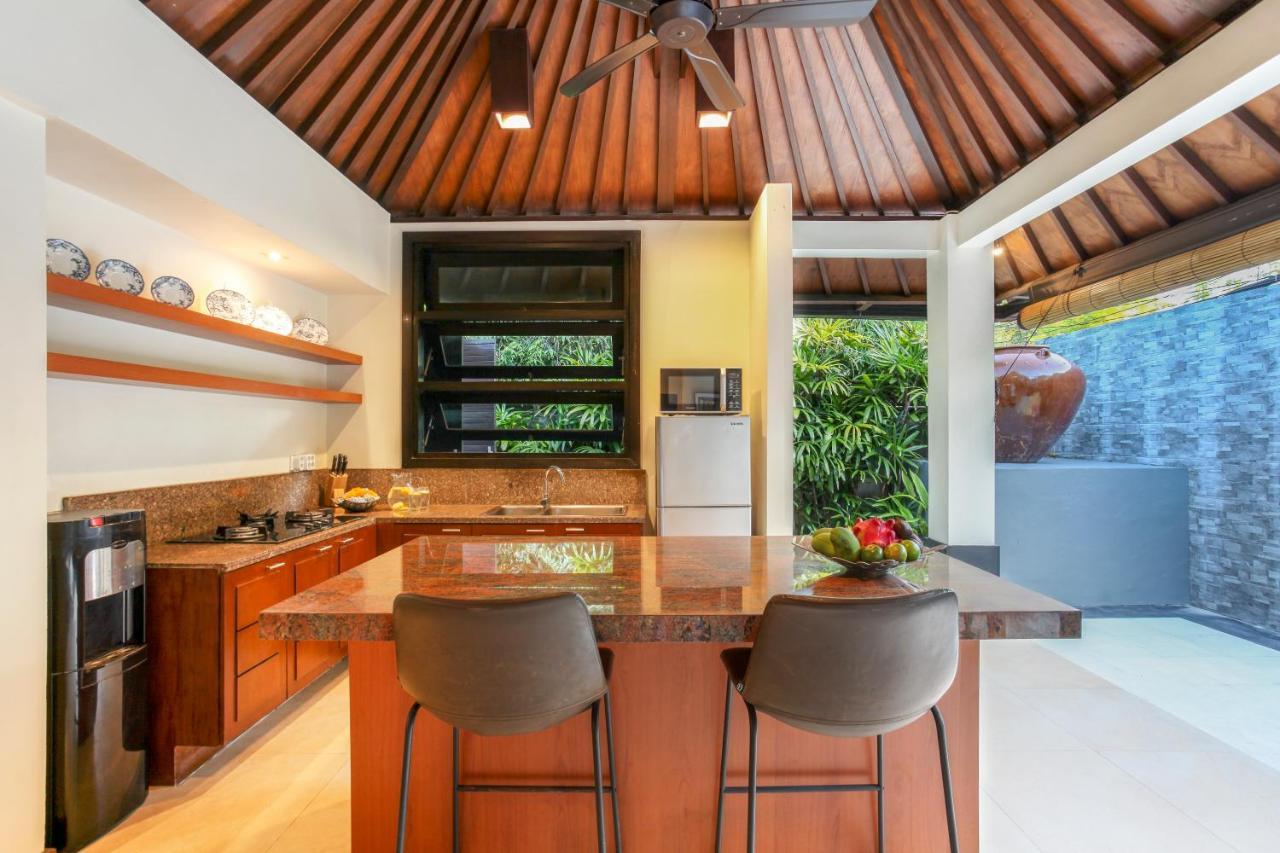 Asrina Villa'S Seminyak エクステリア 写真