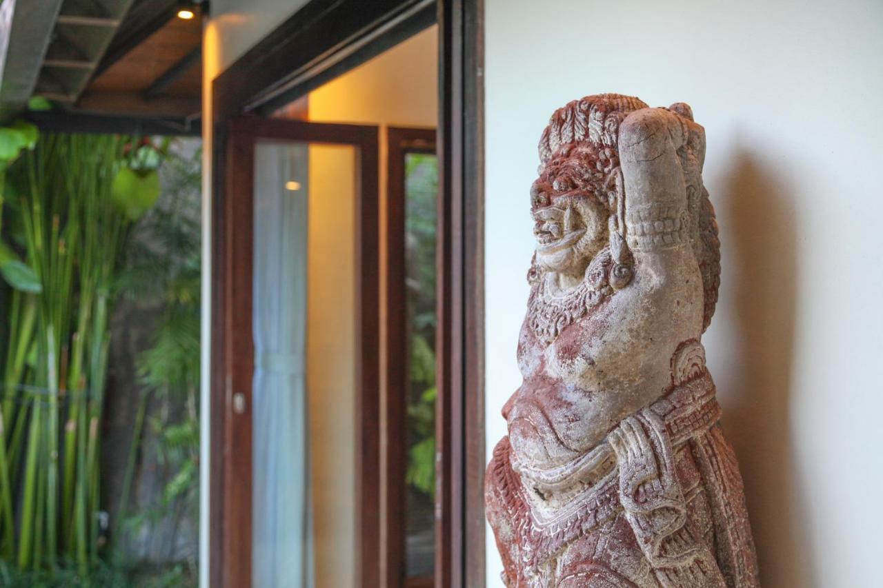 Asrina Villa'S Seminyak エクステリア 写真