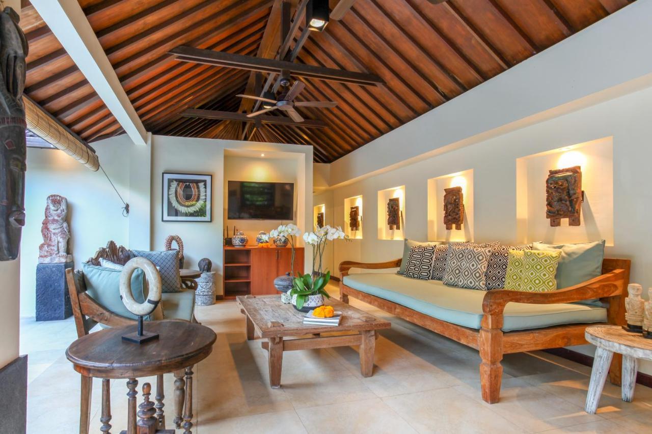 Asrina Villa'S Seminyak エクステリア 写真
