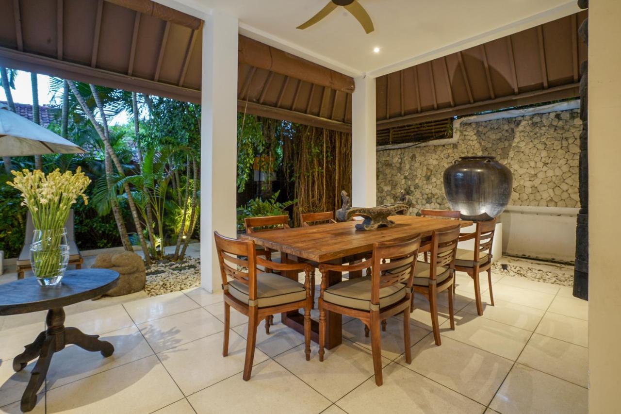 Asrina Villa'S Seminyak エクステリア 写真