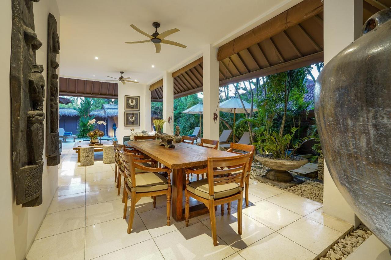 Asrina Villa'S Seminyak エクステリア 写真